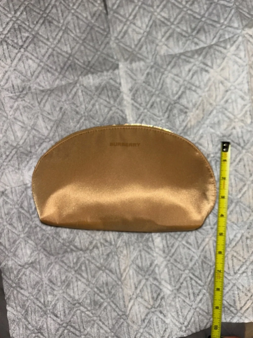 Burberry Beige Nylon Cosmetic Pouch NWOT - Picture 8 of 13